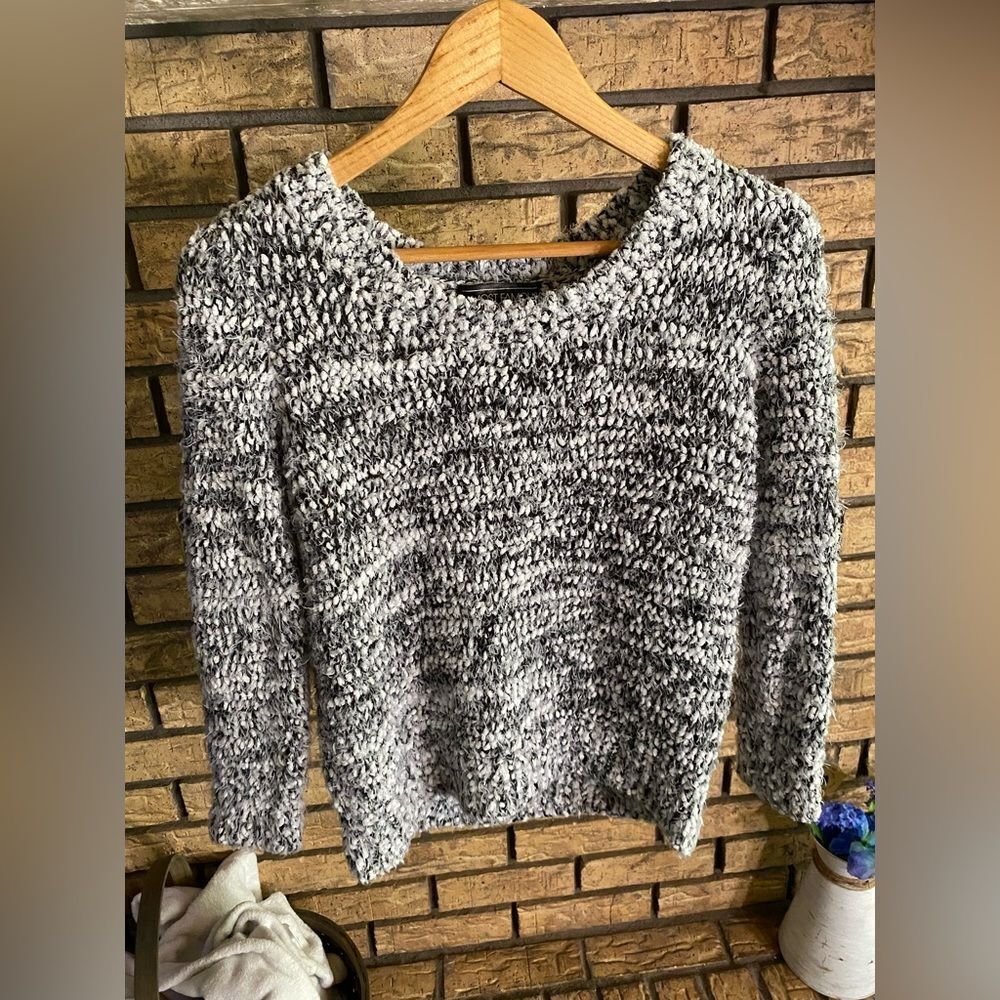 ‎Almost famous fuzzy sweater